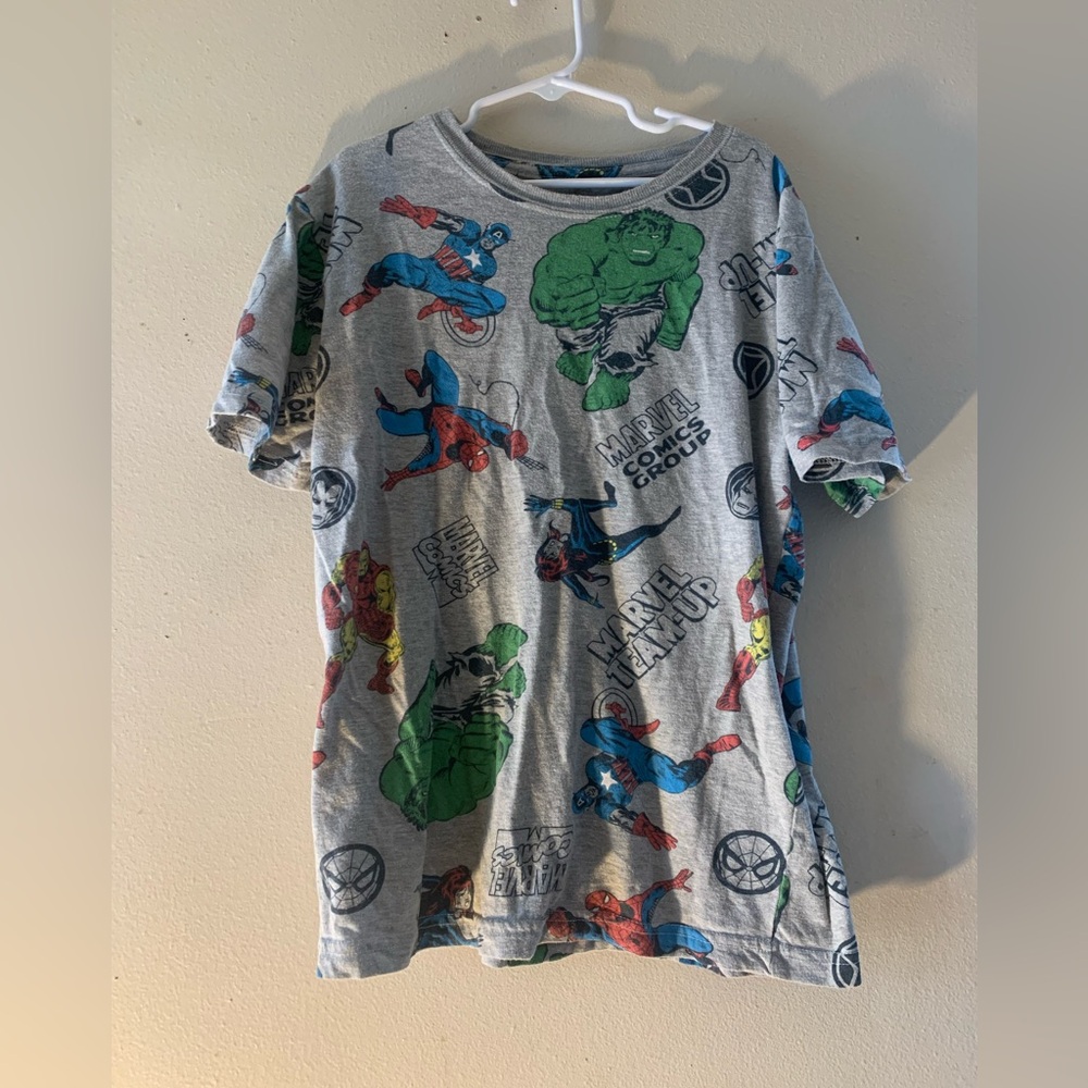 Marvel Tshirt Boy’s Size Medium